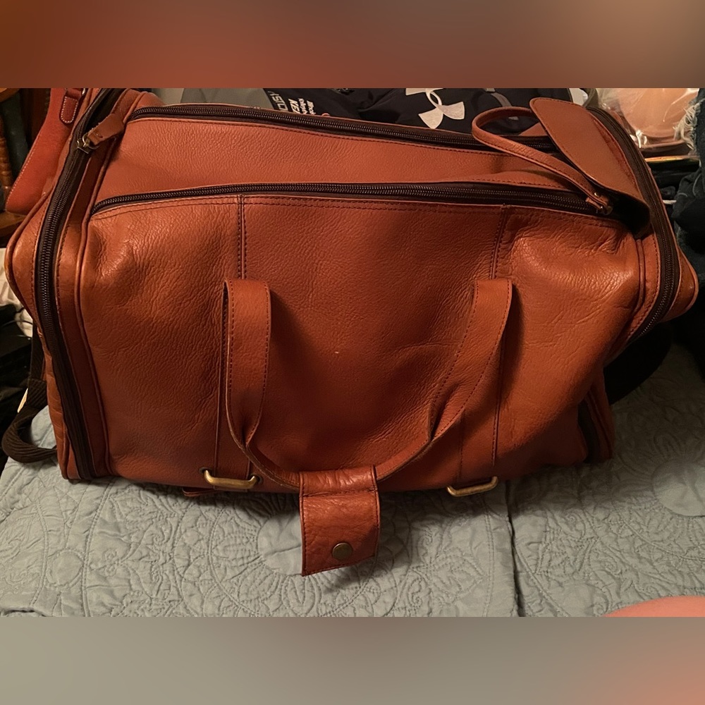 Leather duffel bag travel